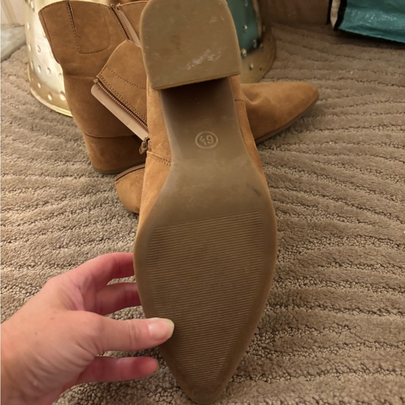 A new day boots 6 1/2 - Picture 3 of 5